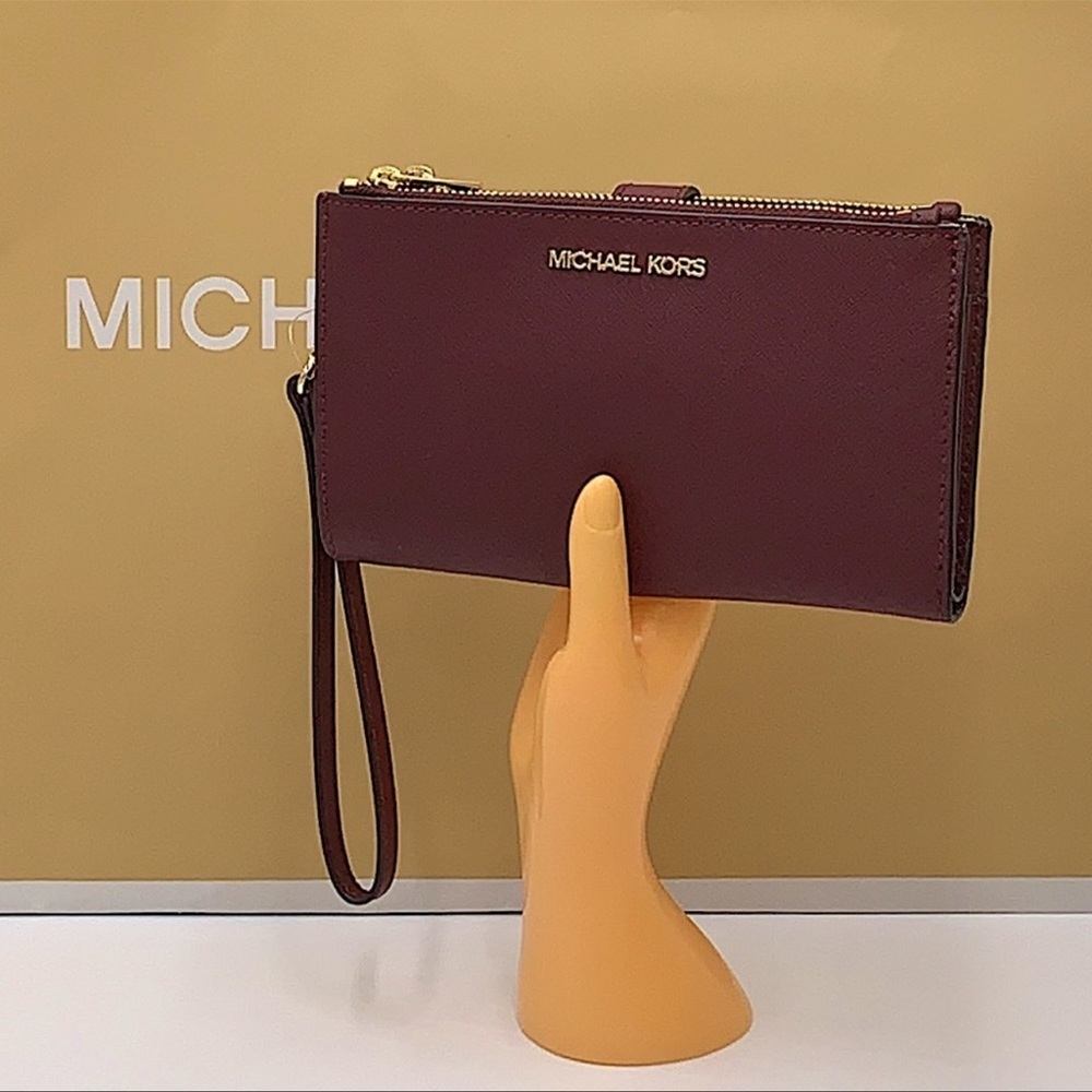 MICHAEL KORS LG DOUBLE ZIP WRISTLET DARK CHERRY MERLOT MULBERRY PHONE HOLDER NWT - Picture 7 of 16
